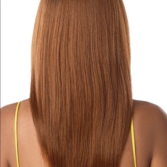 Outre Moira Wig in 2 - Picture 2 of 5